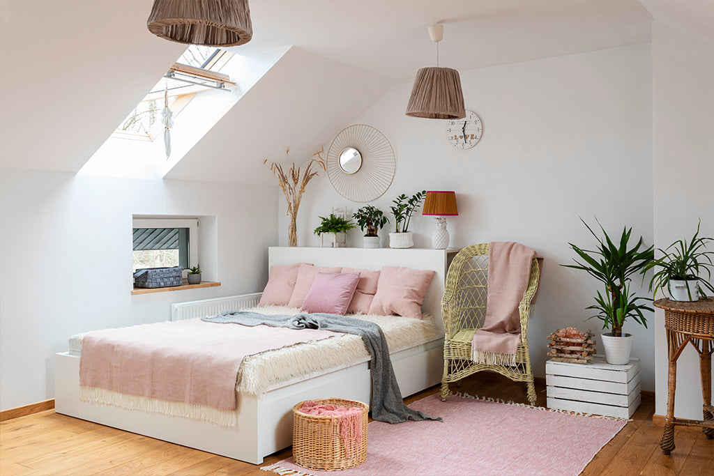 How To Decorate A Loft Bedroom | Puffy