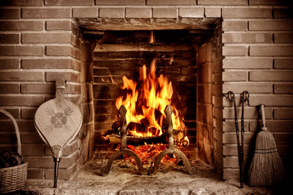 Wood Fireplace | Puffy