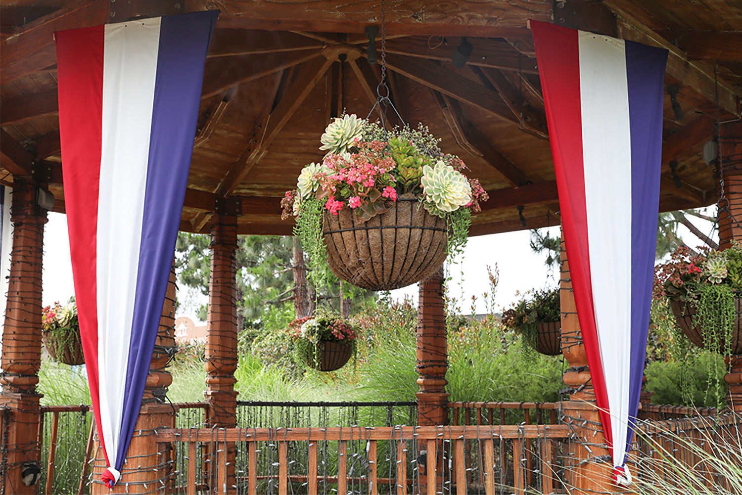 Patriotic Home and Garden Decor for Fourth of July