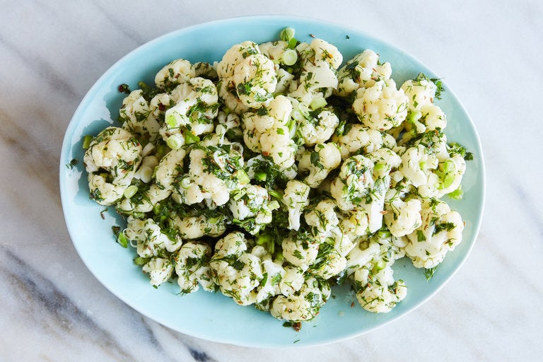 Lemony Cauliflower With Garlic, Dill and Herbs