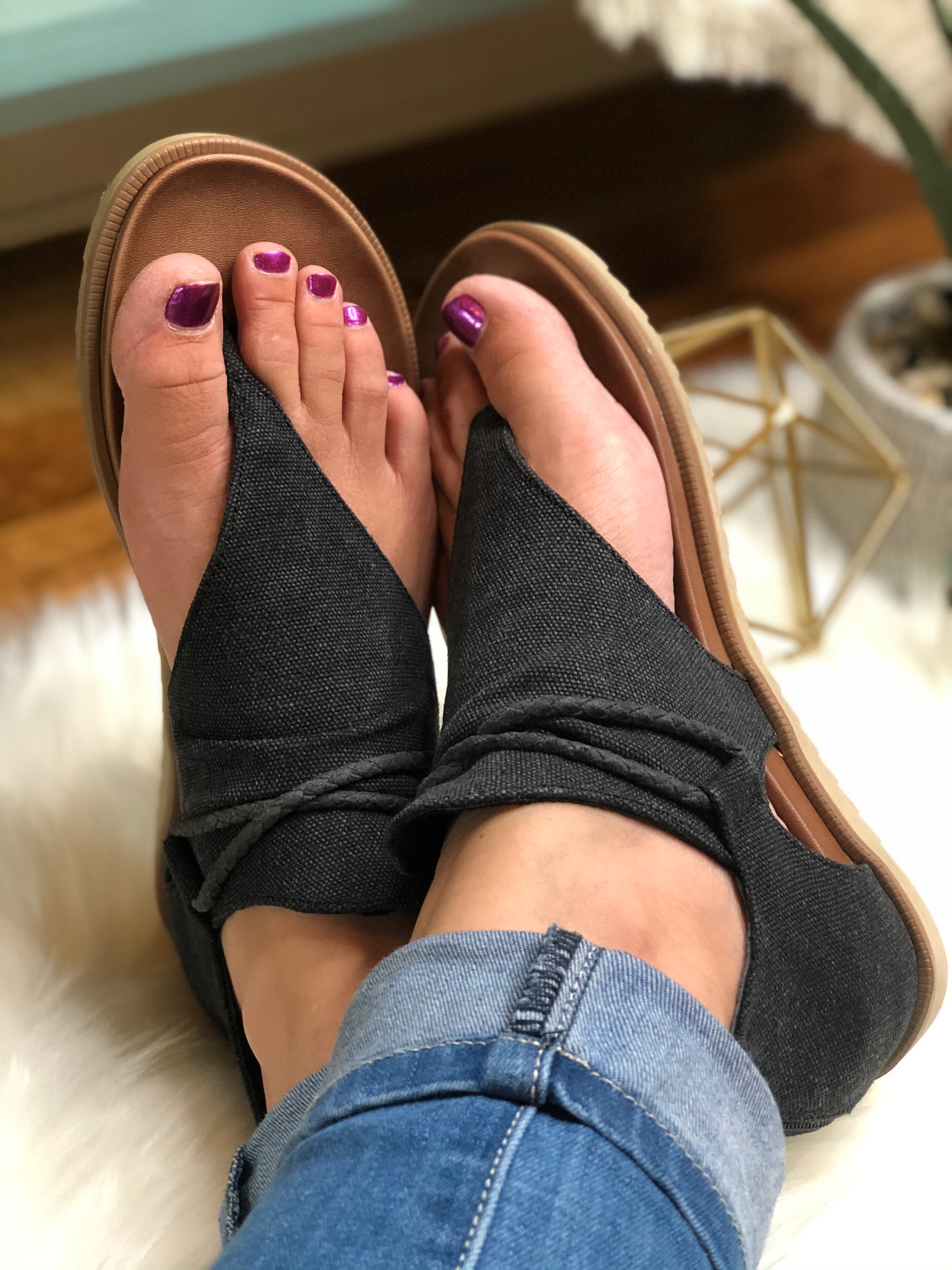 Black Teen Feet Pics