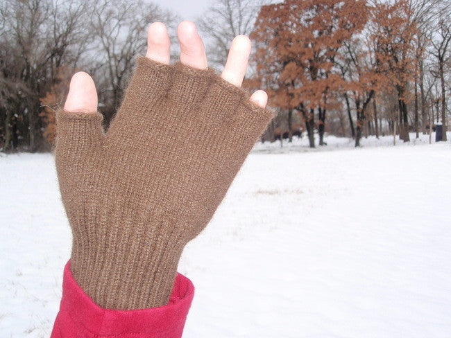 buffalo fingerless gloves