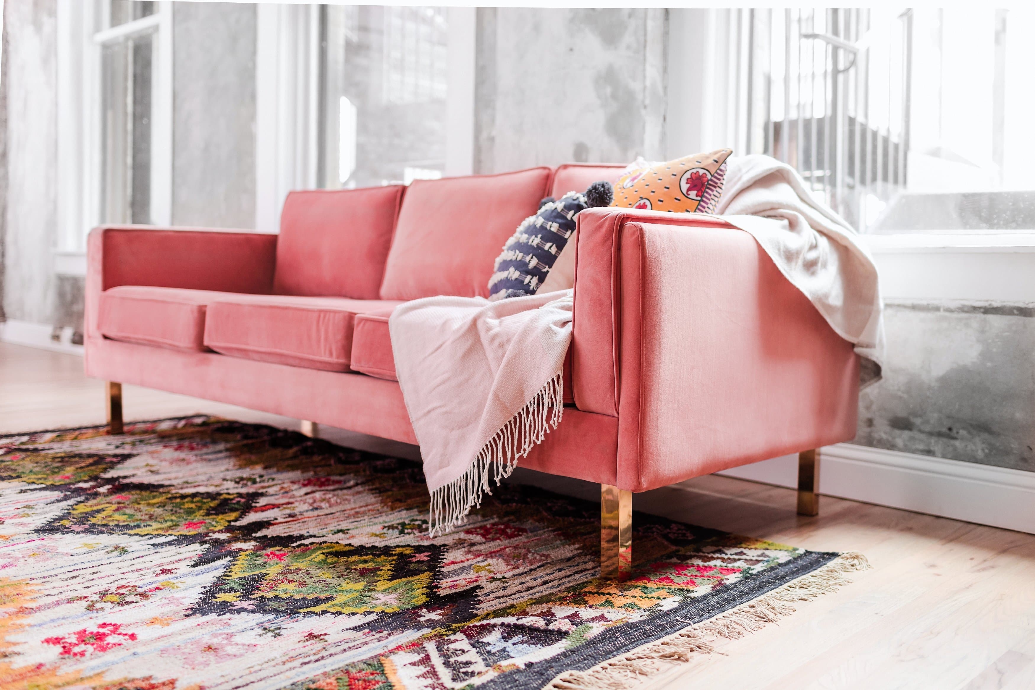 Featured image of post Blush Pink Sleeper Sofa : Our stylish sofas accent most any décor and transform into a guest bed with ease.