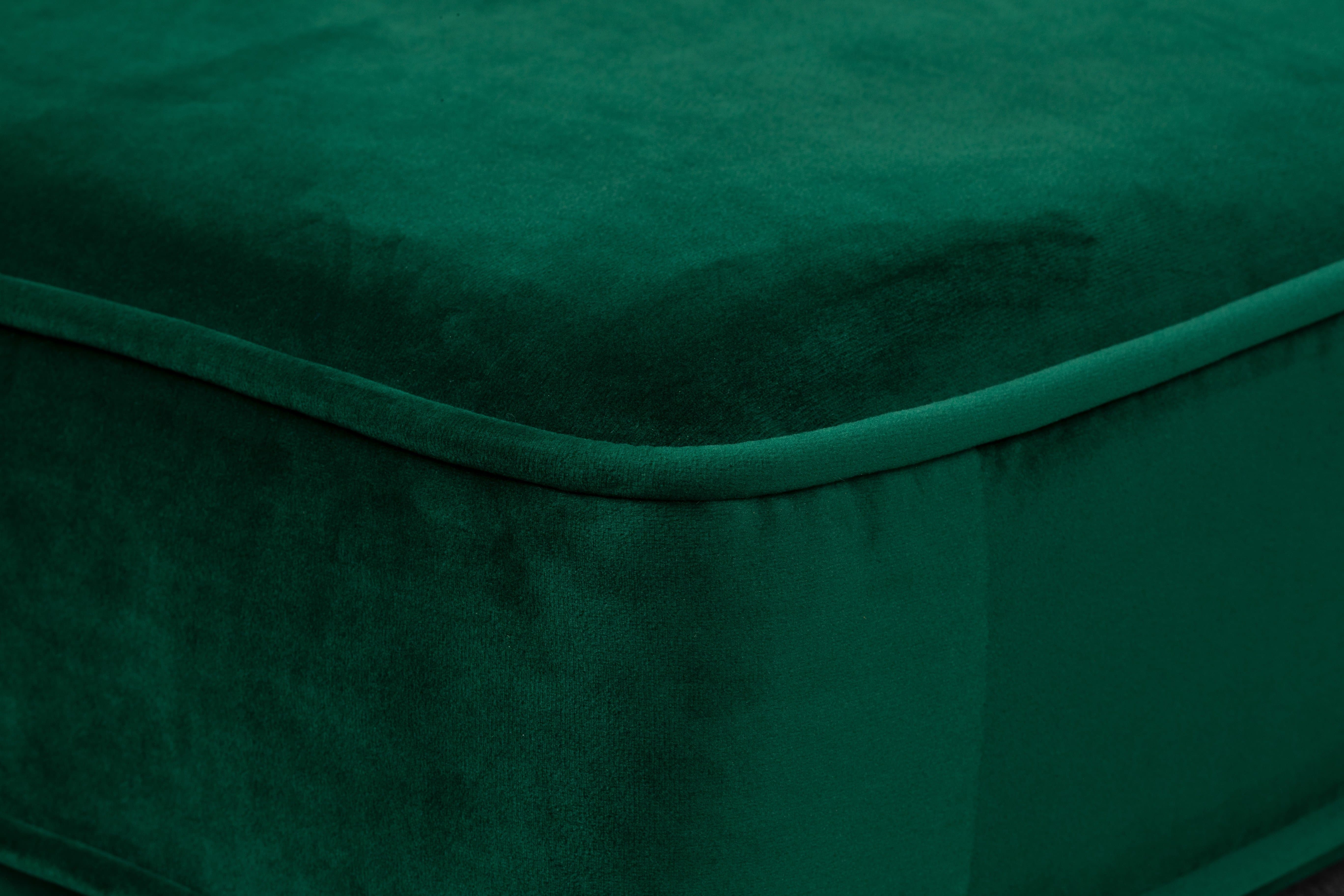 Albany Velvet Armchair (Green)