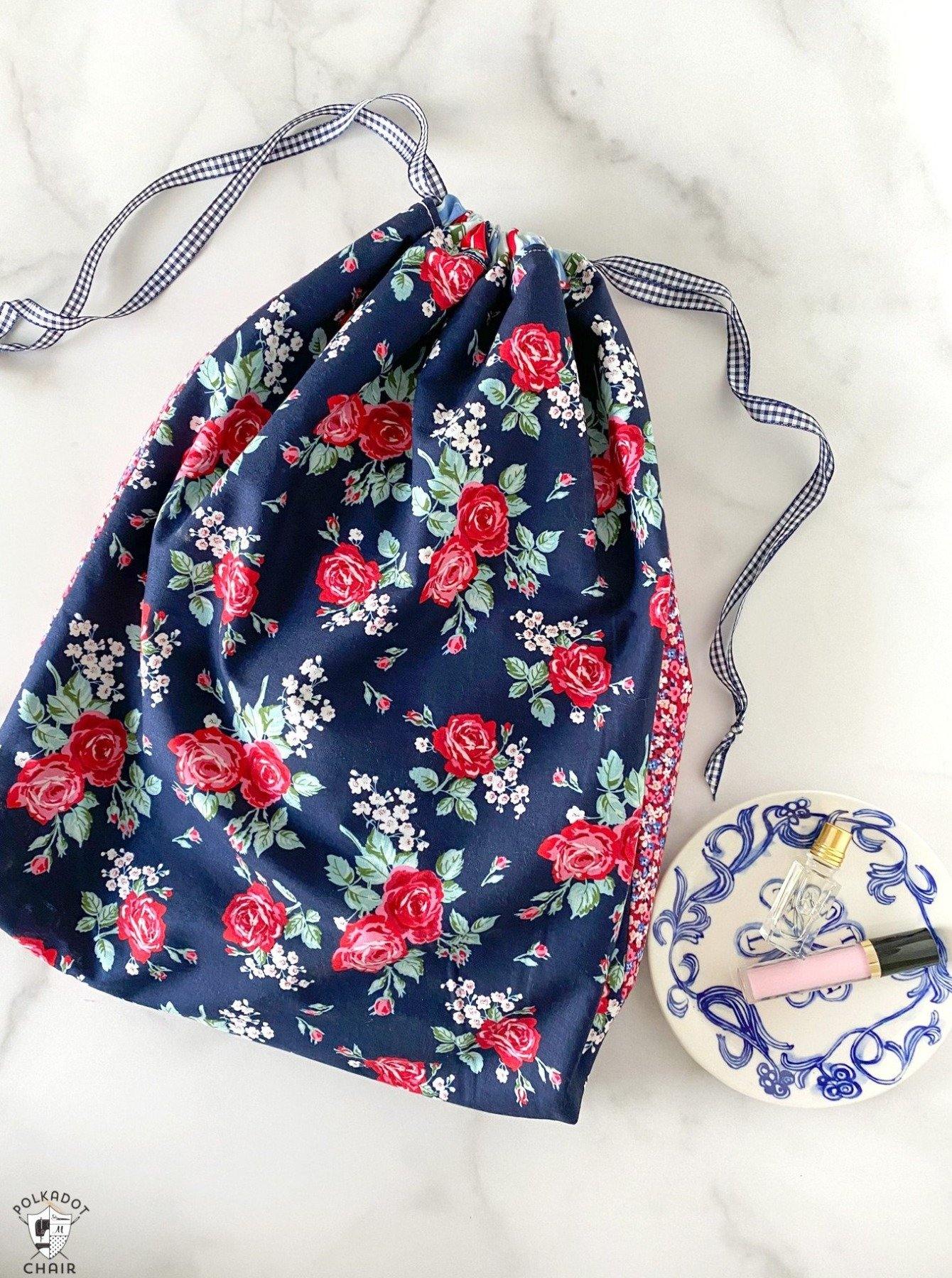 Reversible Lined Drawstring Bag Pattern in 6 Sizes | Digital PDF