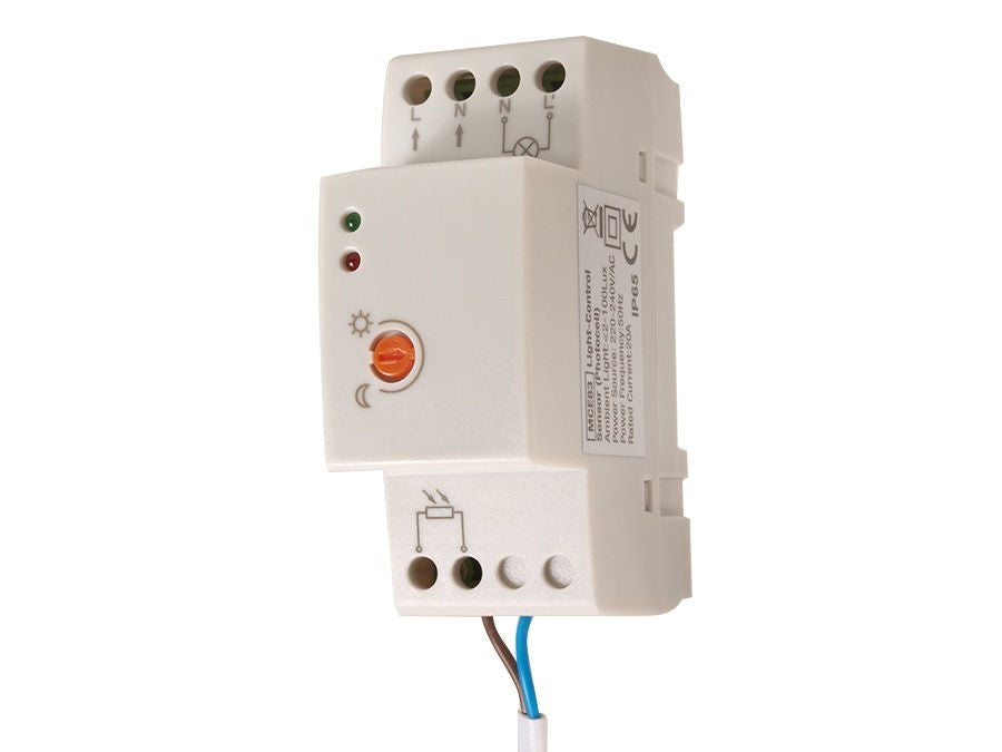 Maclean Energy MCE34 - Sensor crepuscular 2300W 360° empotrable IP 54  Exterior : : Bricolaje y herramientas