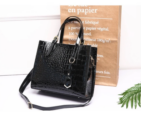 leather-handbag-purse