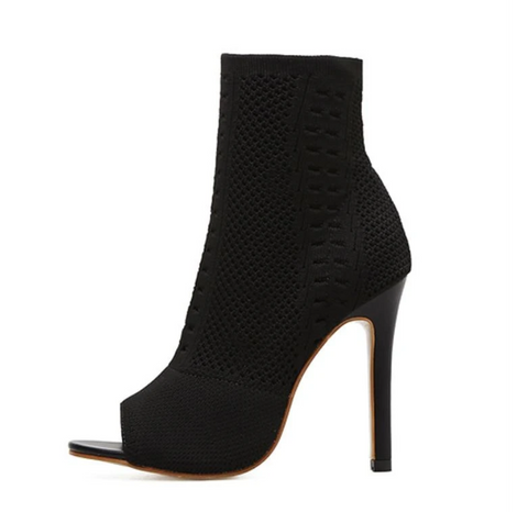 women's-stilhetto-boot-black