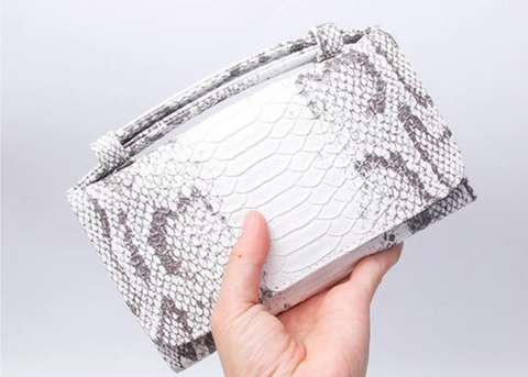 clutch-bag