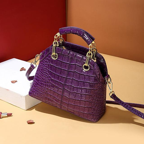 womens-leather-crocodile-print-purse