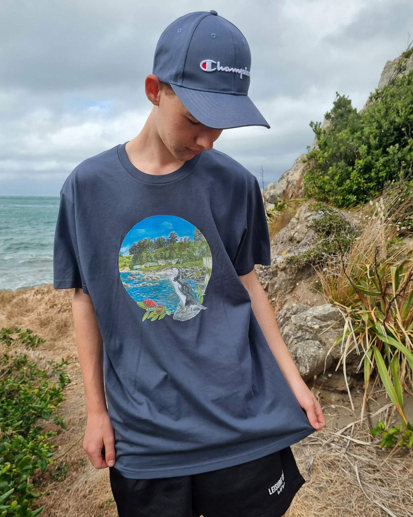 Te Mata Bay tee LESH CREATES