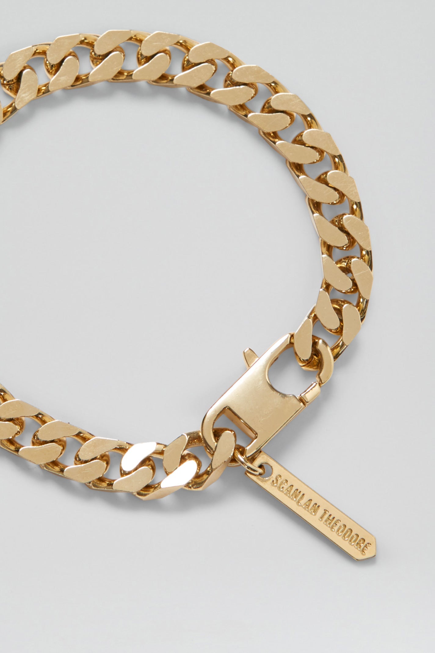 flat-chain-bracelet-lightgold