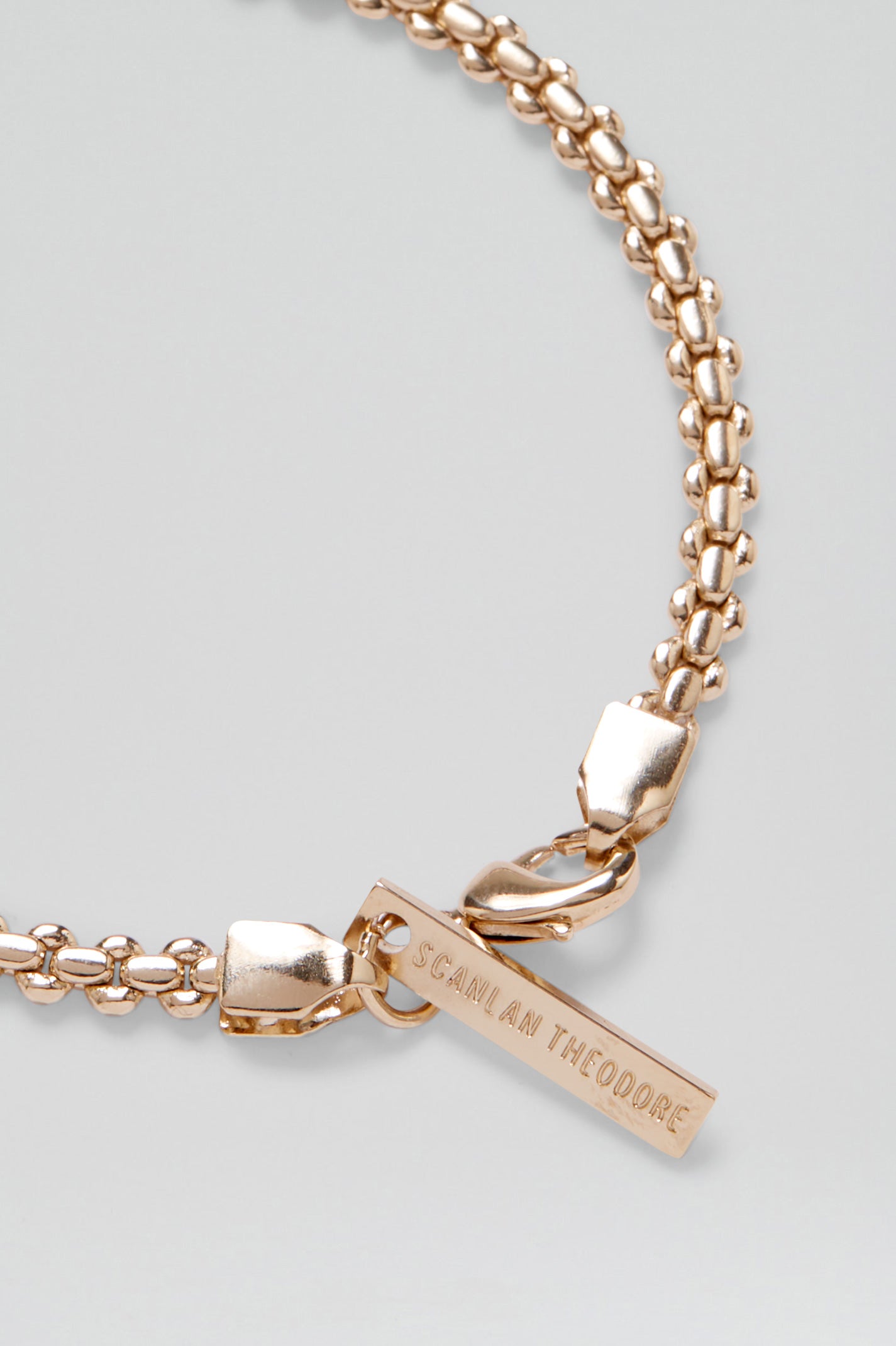 flat-box-chain-bracelet-lightgold