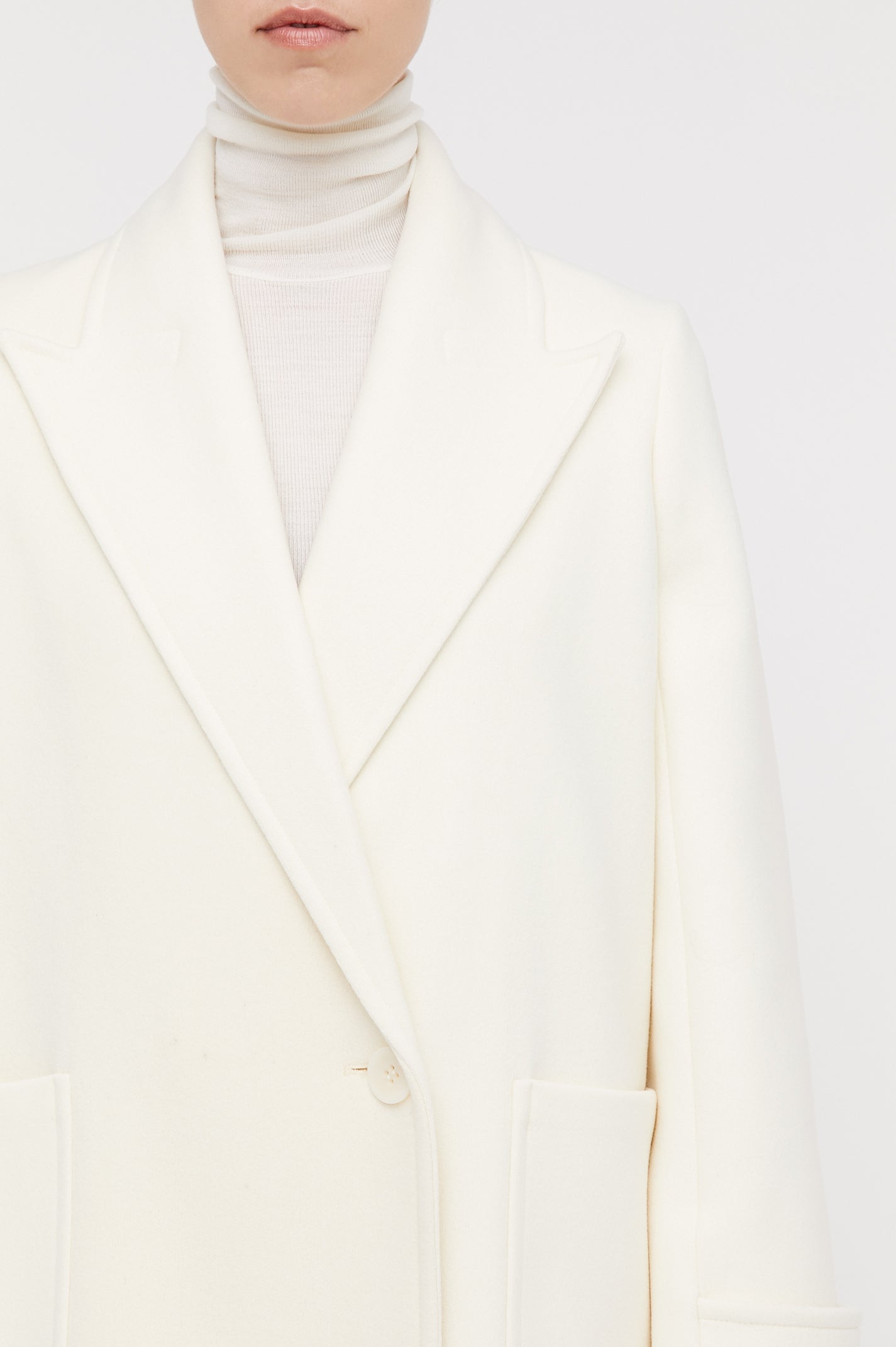 tailored-coat-cream