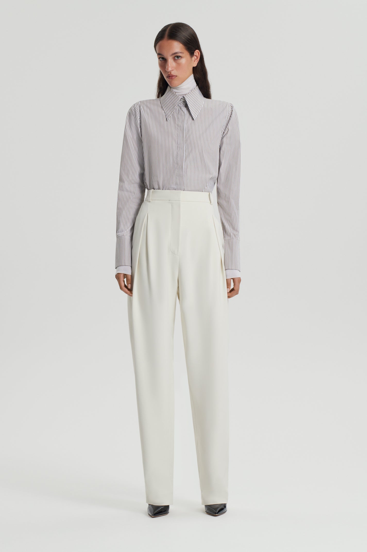 ITALIAN TAILORED PLEAT TROUSER - CREME