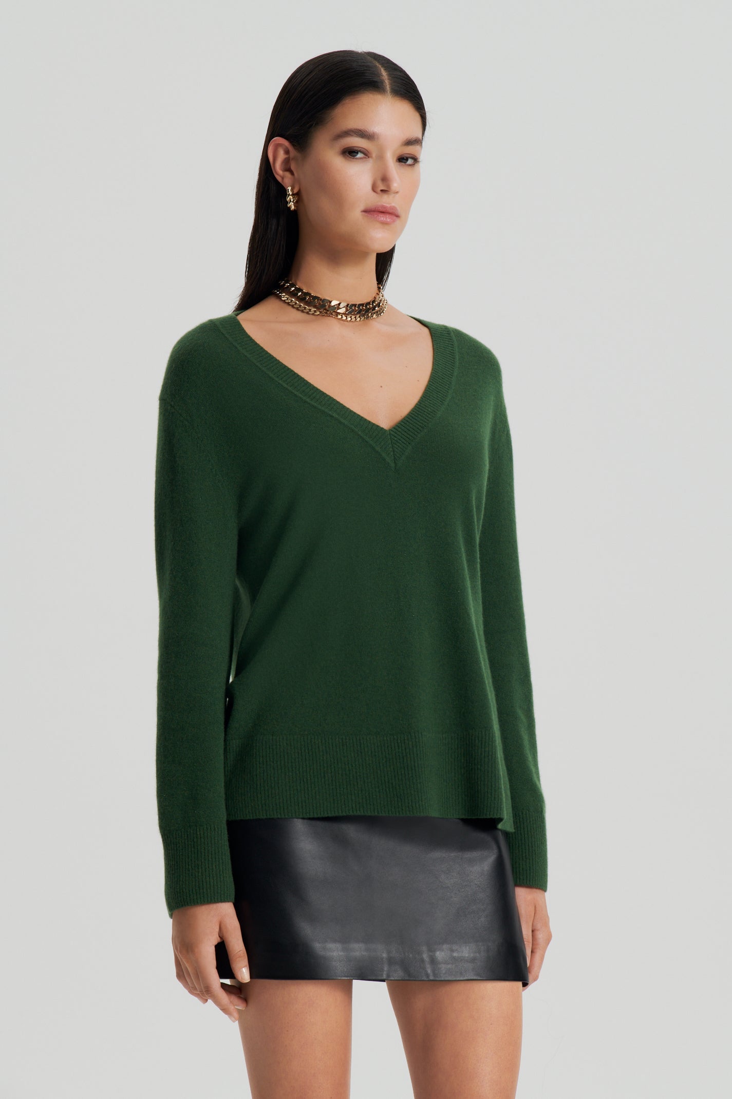 cashmere-v-neck-sweater-cypress