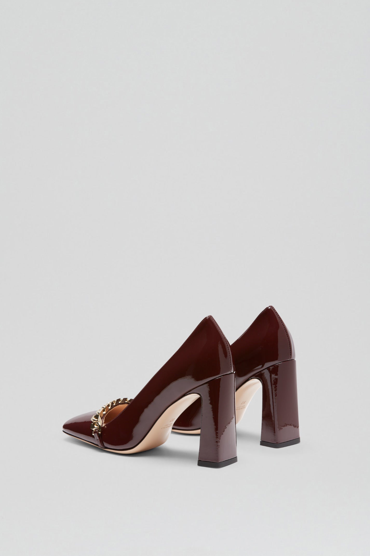 square-toe-pump-95-plum