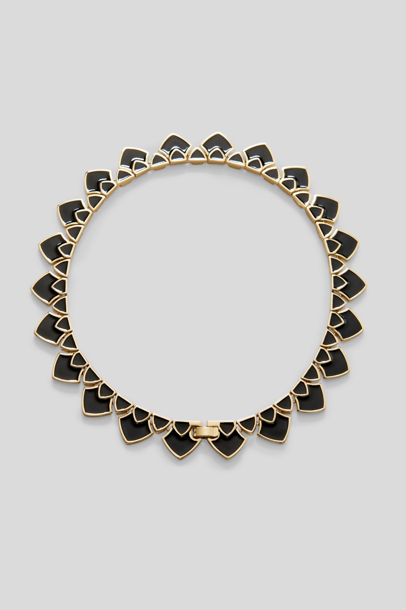 ENAMEL TRIANGLE CHOKER - BLACK