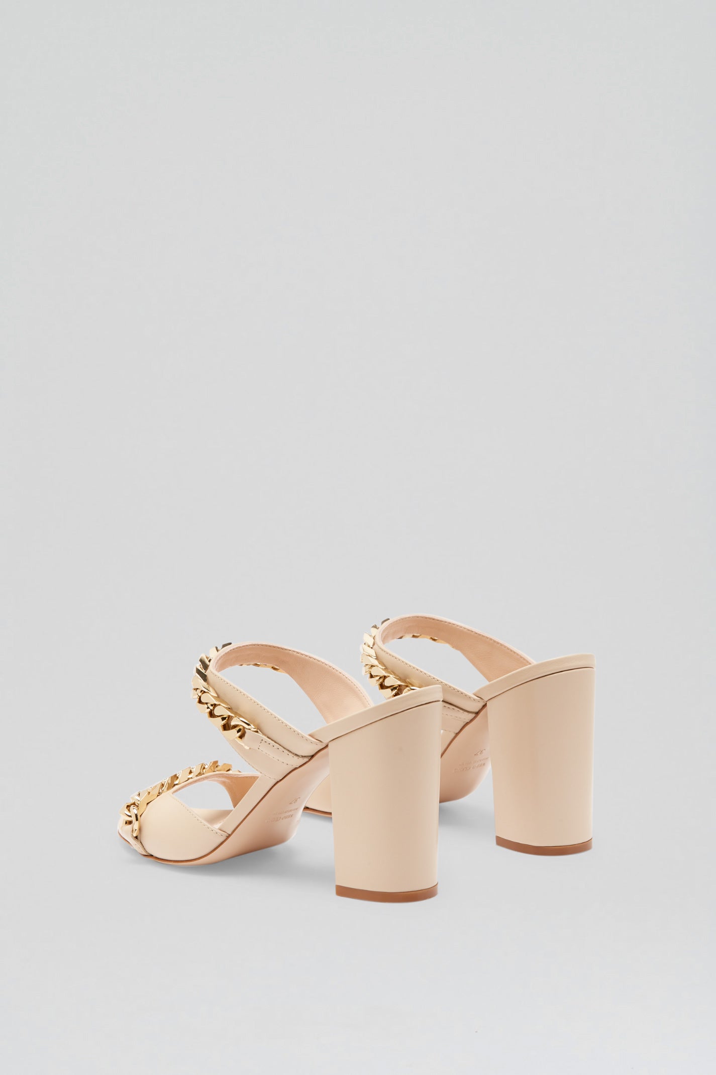 sandal-with-chains-detail-95-nougat