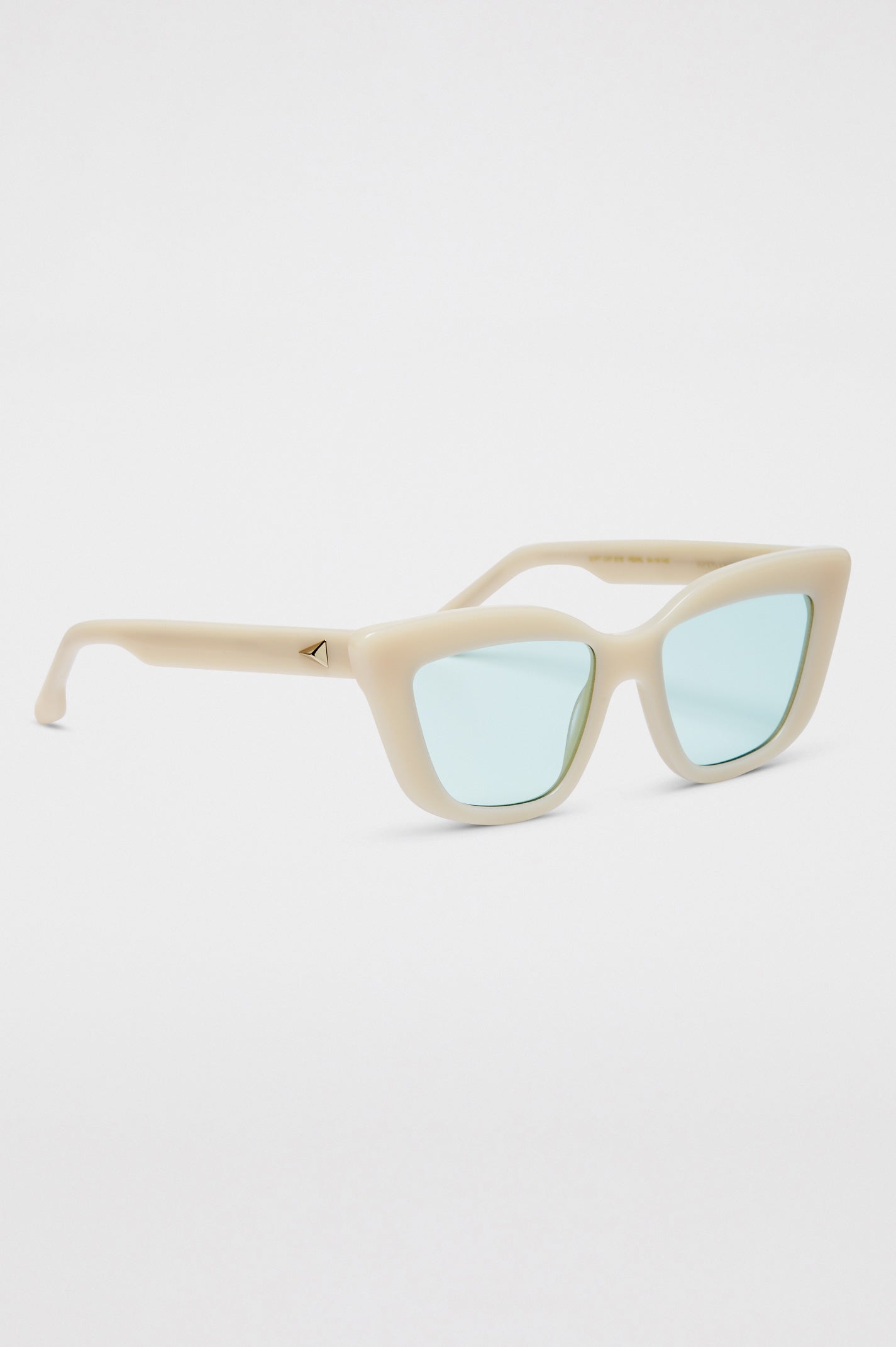 st-soft-cat-eye-sunglasses-pearl