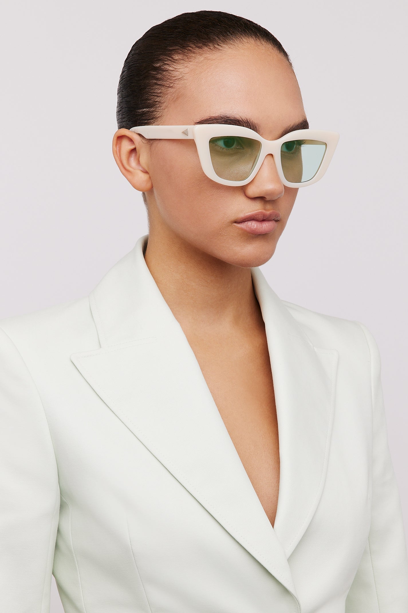 st-soft-cat-eye-sunglasses-pearl