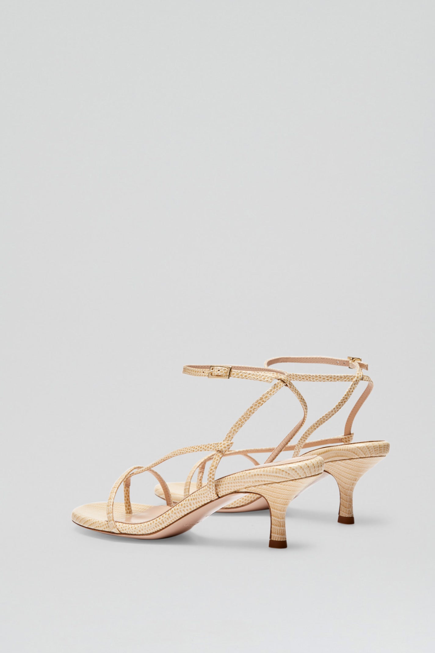 fine-strap-sandal-55-sand