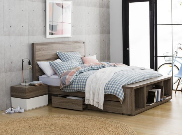 bedroom furniture taren point