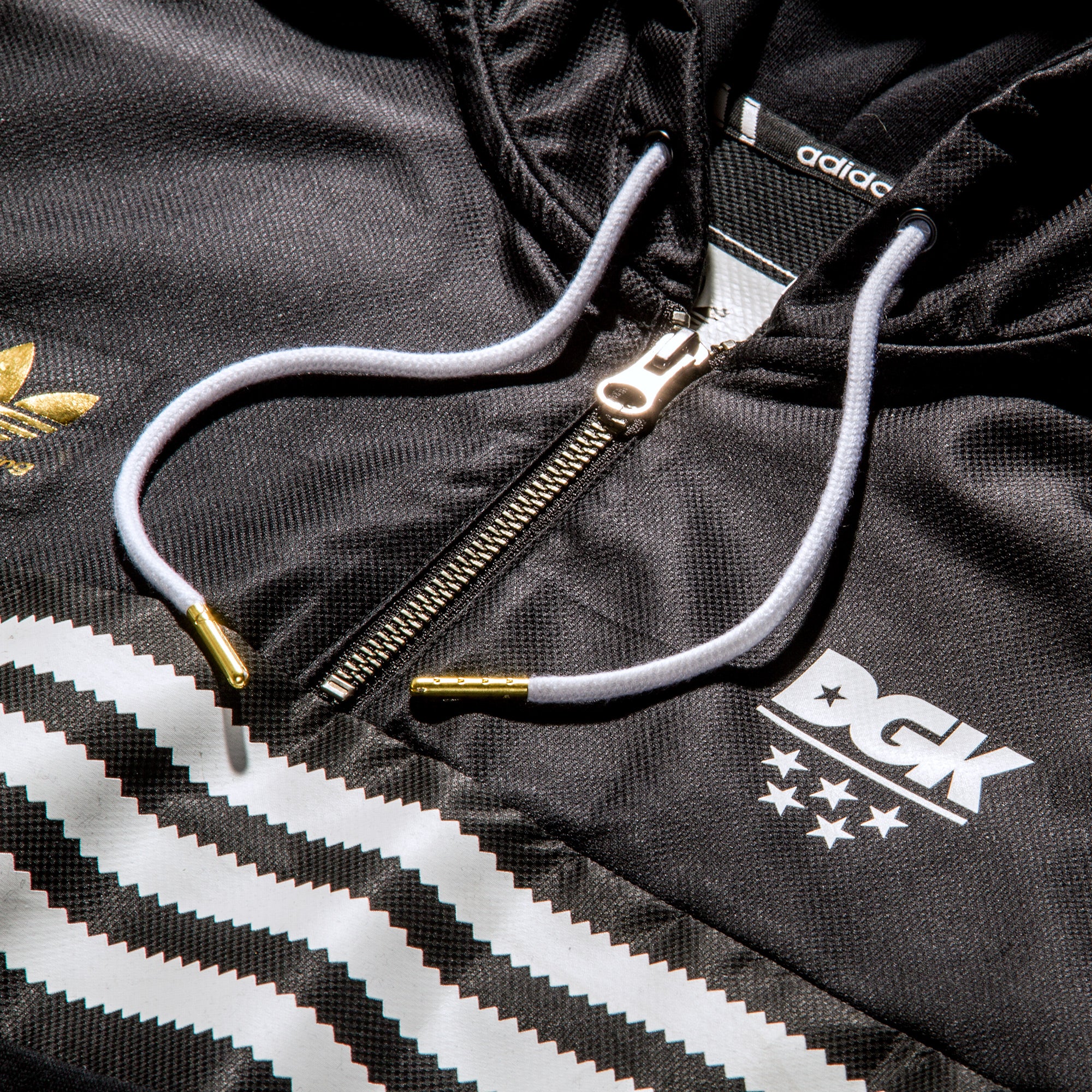 adidas windbreaker dgk