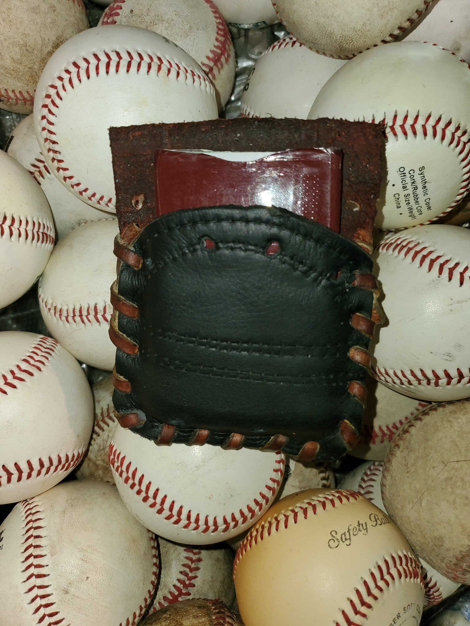 baseball-glove-wallet-3up3down-leather