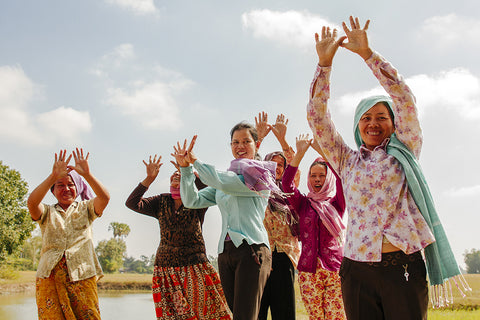 Cambodia textile weavers