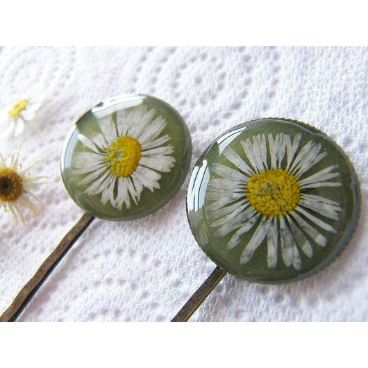 daisy hair pins