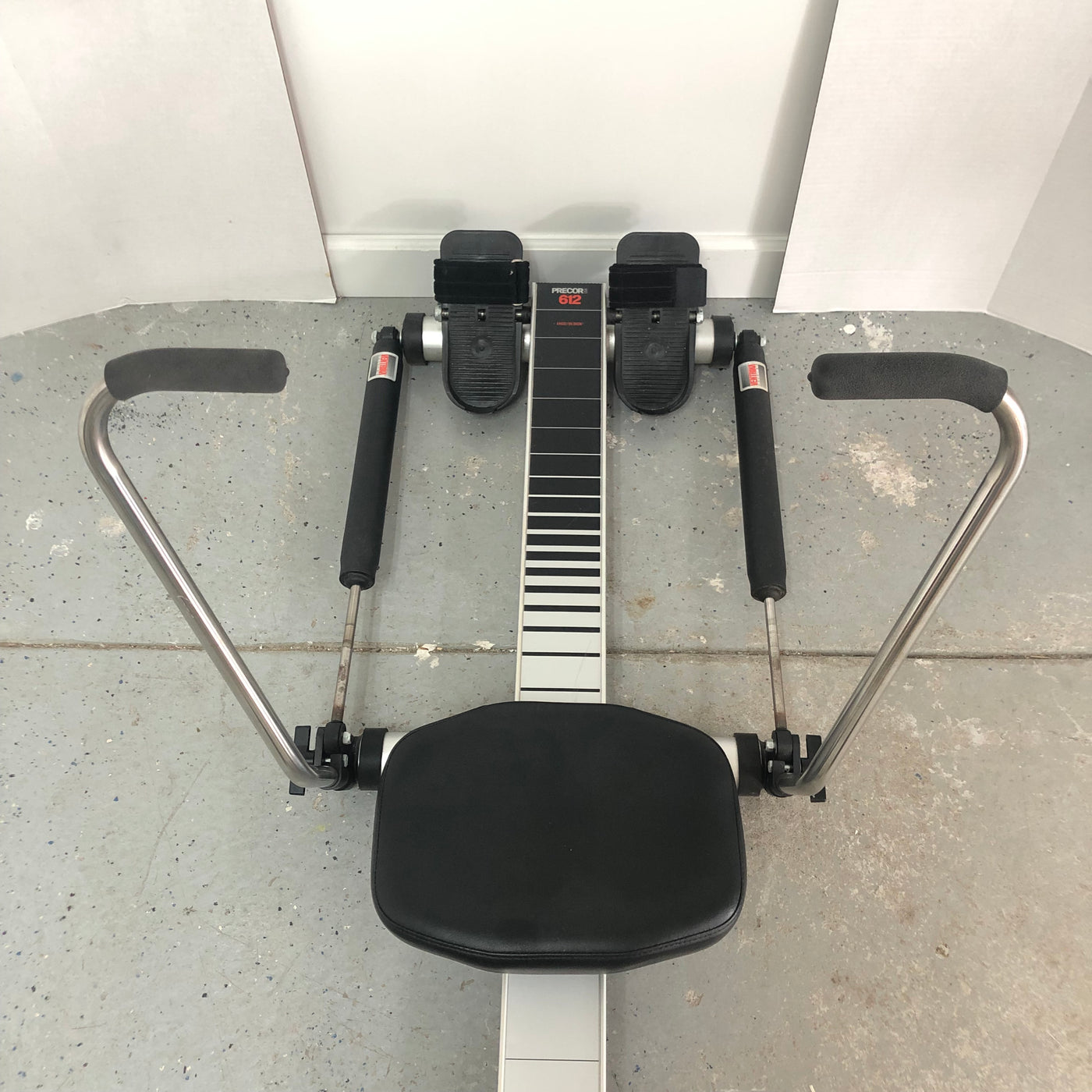 Precor 612 USA Excercise Workout Rowing Machine