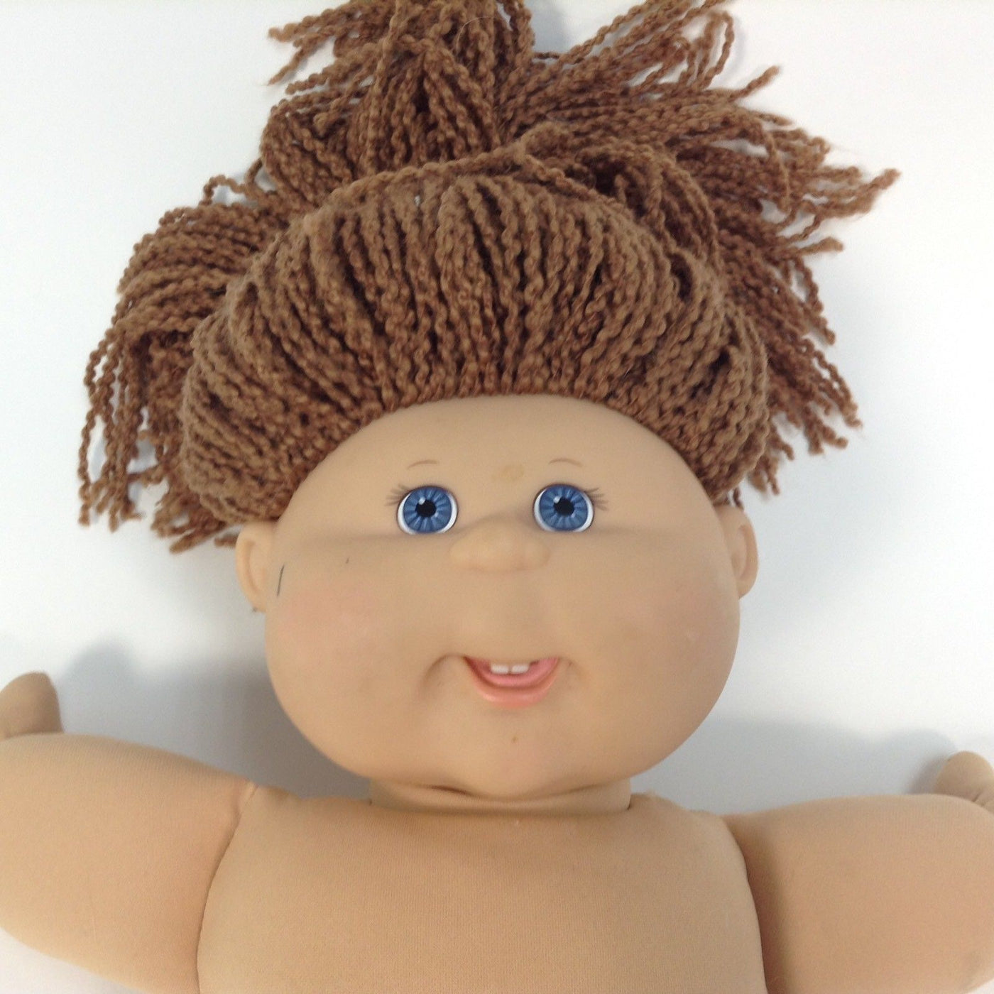 cabbage patch doll brown hair brown eyes