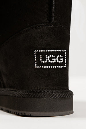 Do UGG Boots Stretch? – UGG Since 1974