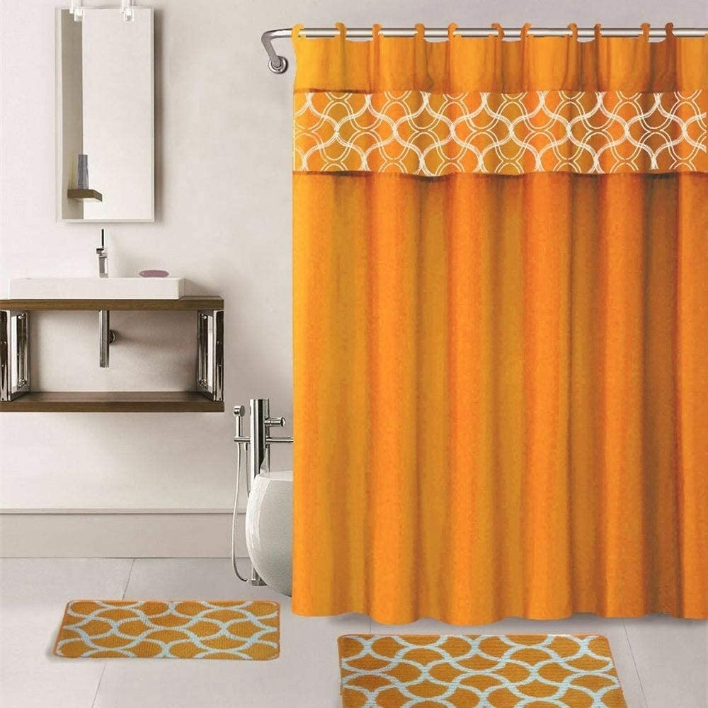 Шторка и коврик. Штора для ванной Bath Curtain 473. Штора для ванной Wess "Salsa Green". Штора в ванную оранжевая. Оранжевая занавеска в ванную.