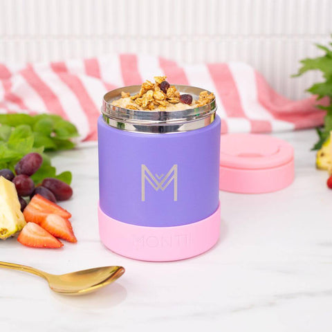 Montii insulated food jar with quick oats inside