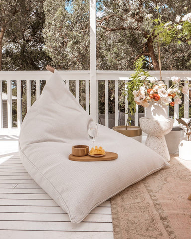 Beanbags by the pool blog image onyx and smoke