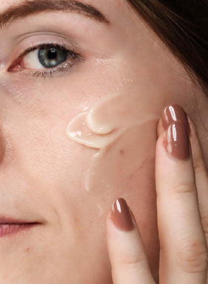 Woman applying Smooth Sorbet