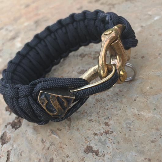 paracord bracelet shackle