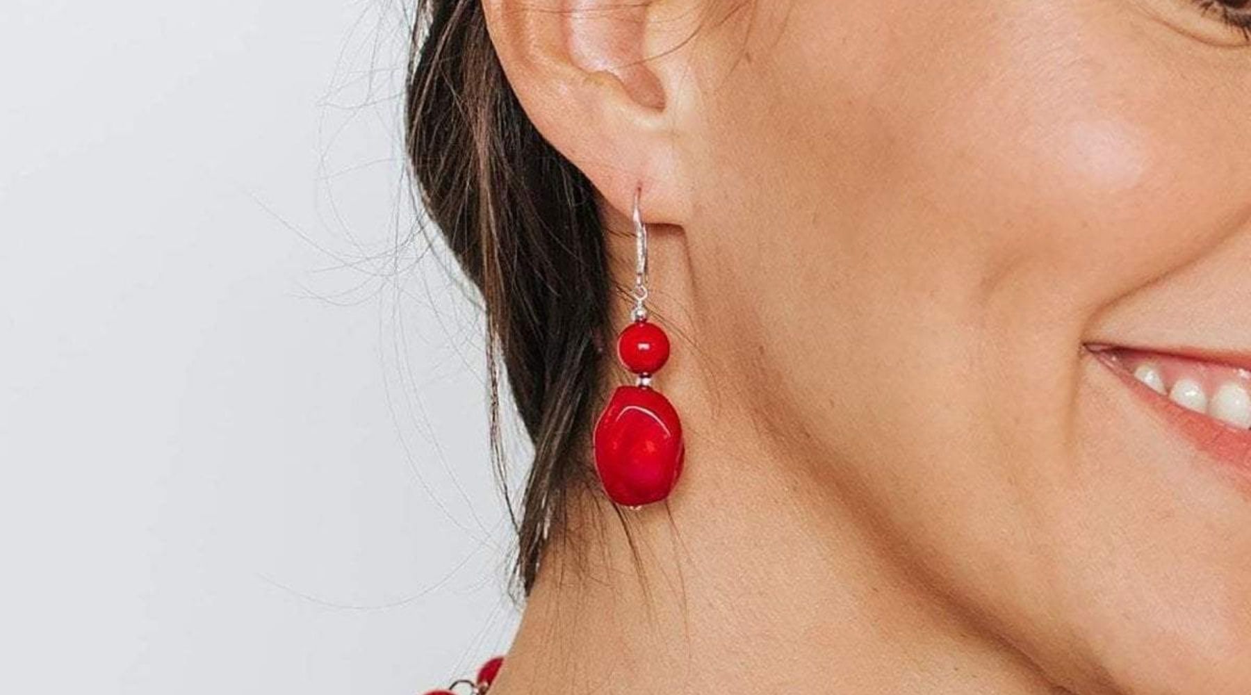 Natural Red Colored Coral Earrings Gender: Women at Best Price in Delhi |  Khandelwal Gems (p) Ltd.