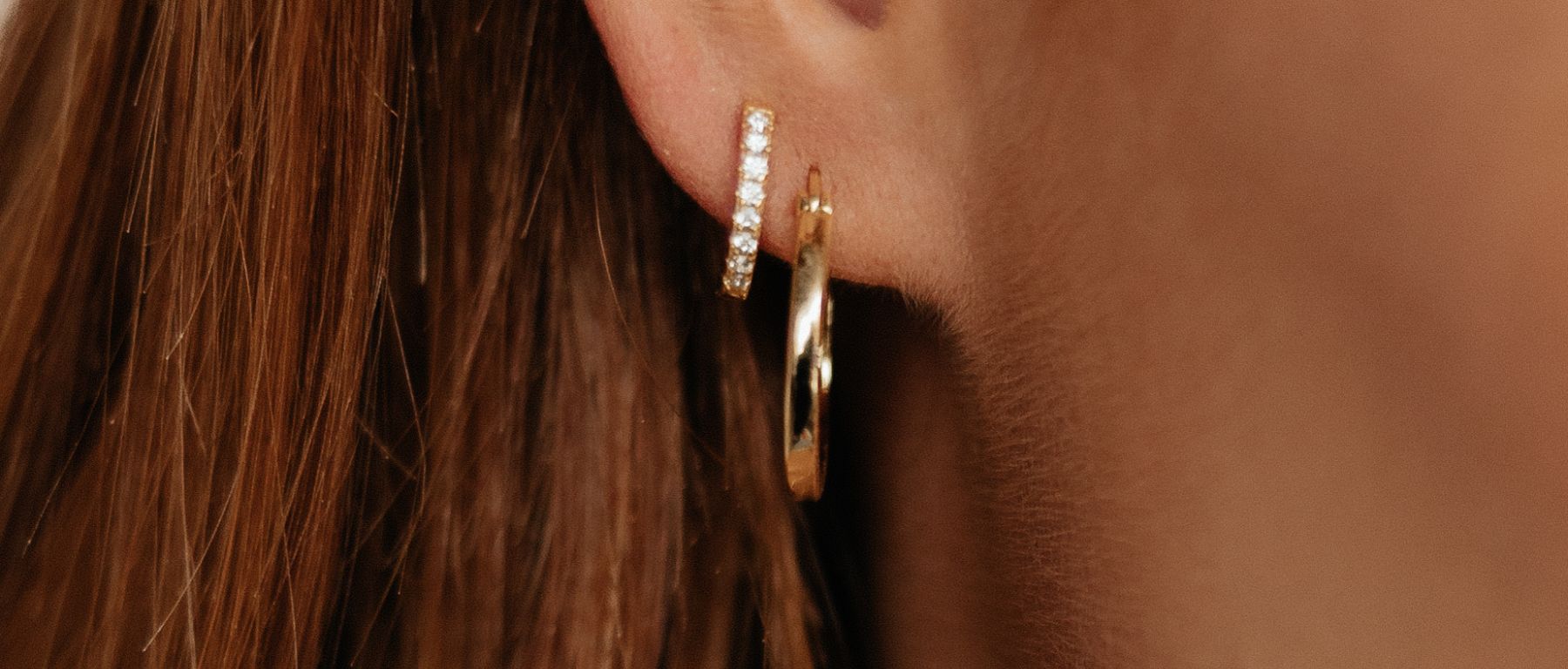 Roma Small Hoop Earrings (Gold)