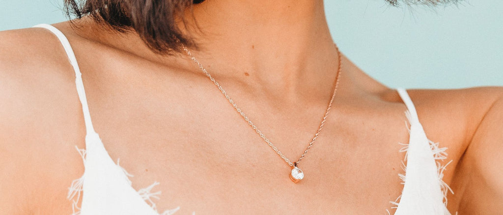 The Ultimate guide to Necklace Layering  Learn to Stack - Luna & Rose  Jewellery