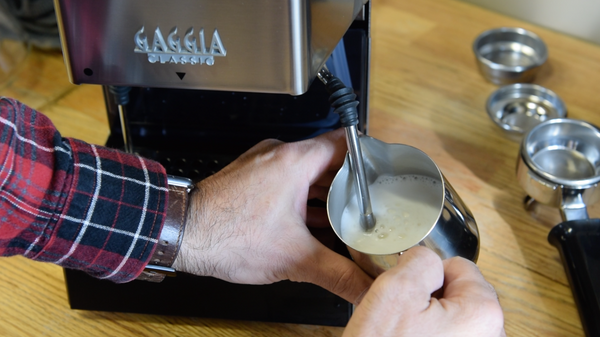 Is the Gaggia Classic Pro worth the money? – Zwarte Roes