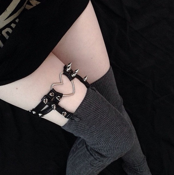 Handmade Leg Garter Faux Leather Spike Stud Punk Goth Heart Round Leg ...