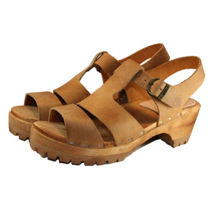 mountain sole leather strap sandal