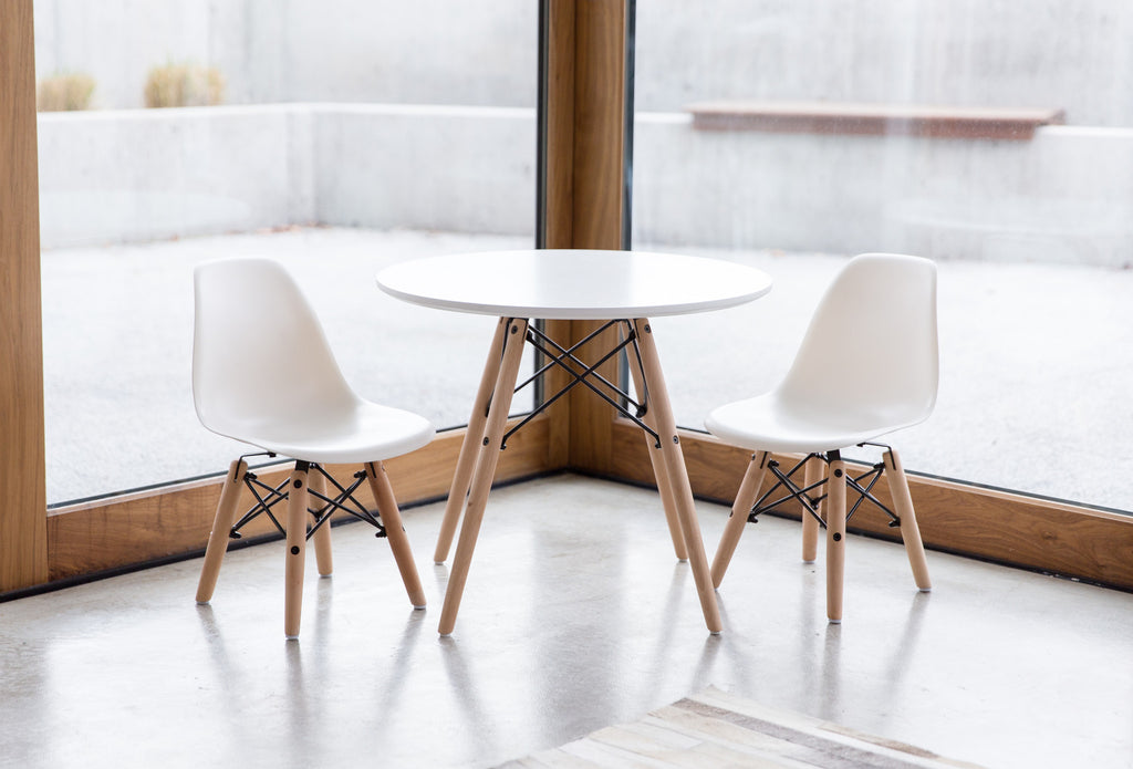 eames style childrens table and chairs