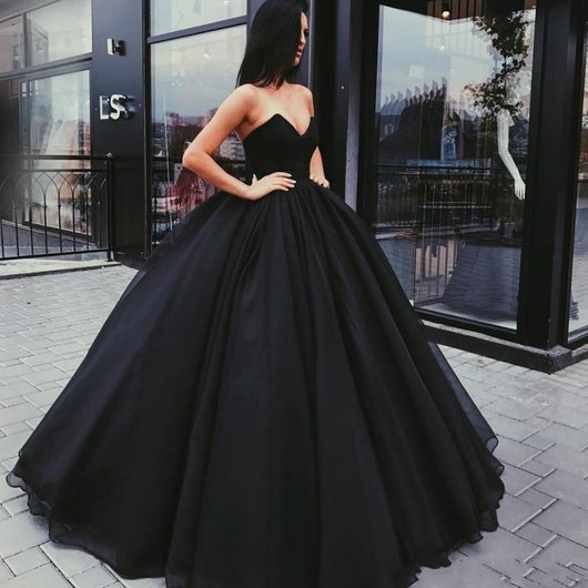 plus size gothic prom dresses