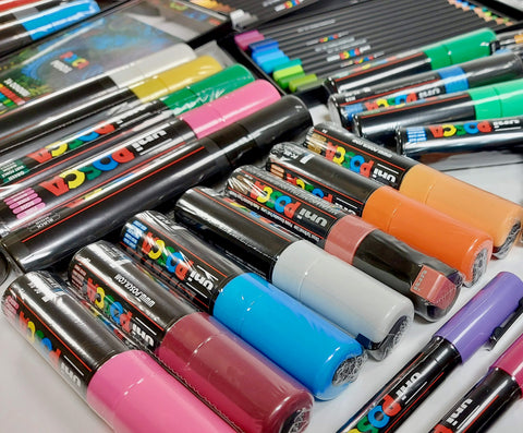 POSCA Desk Set Art Paint Marker Pens Various Colours Christmas Gift Art Sets  Drawing, Canvas, Metal, Terracotta, Paper, Wood Markers 