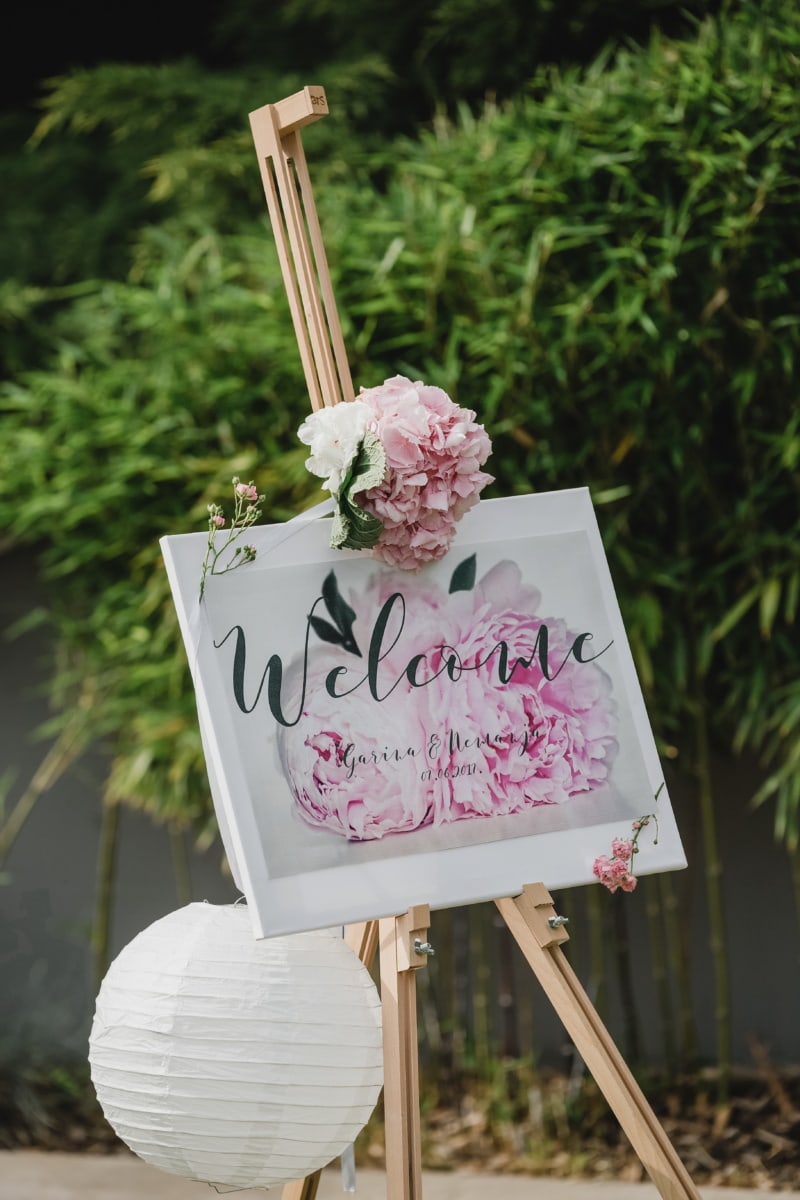 Wedding sign easel