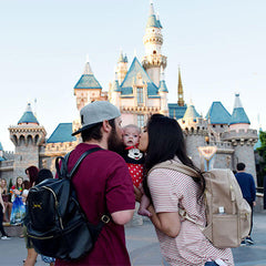 Disneyland and vauva